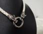 Preview: Weiße Lederkette mit Wolfsköpfen – Edelstahl Wölfe | Nordischer Schmuck