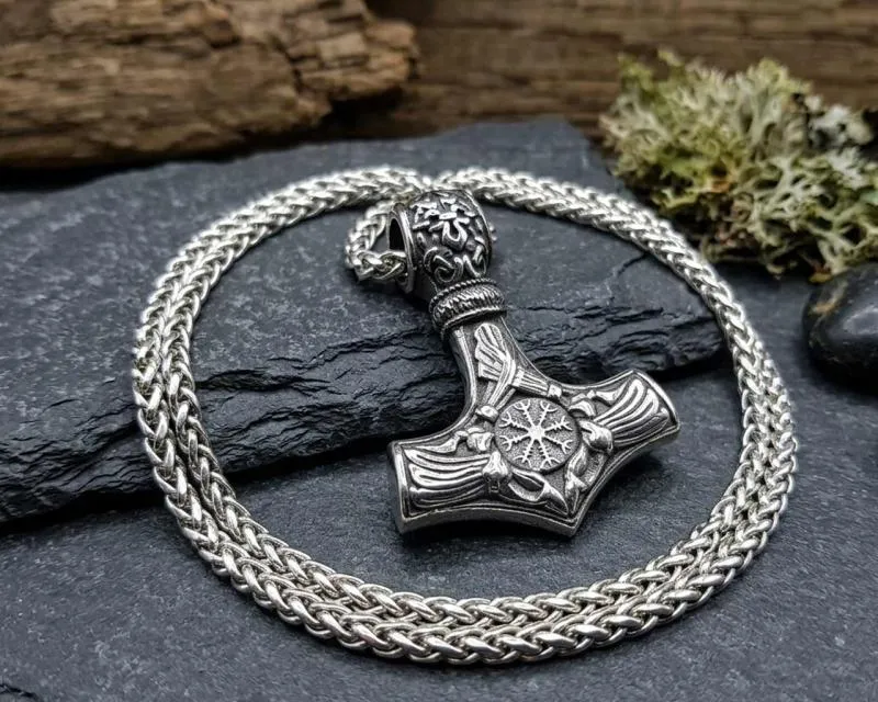 Mjölnir mit Helm of Awe in Edelstahl gefertigt