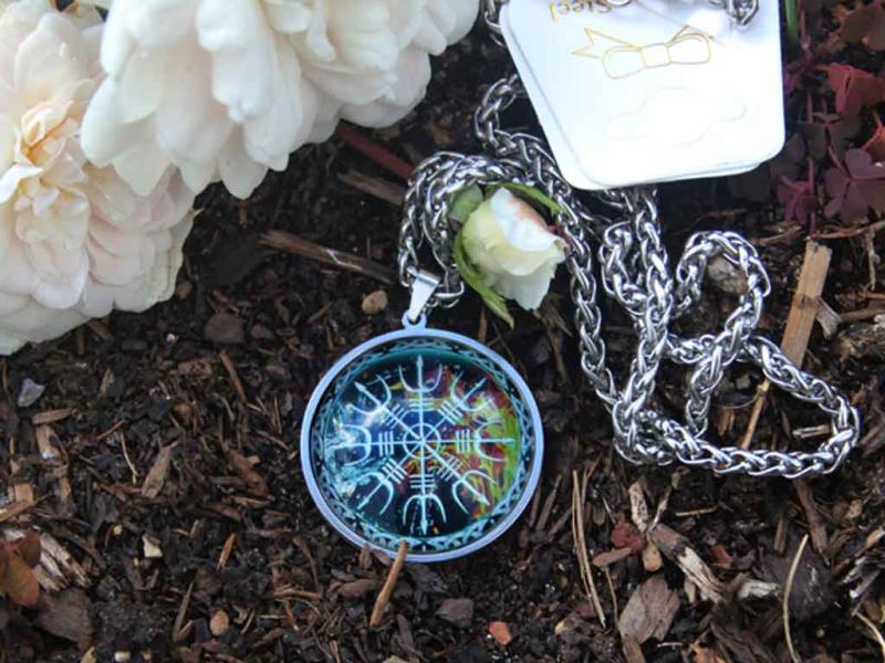 Stainless steel Aegishjalmur amulet