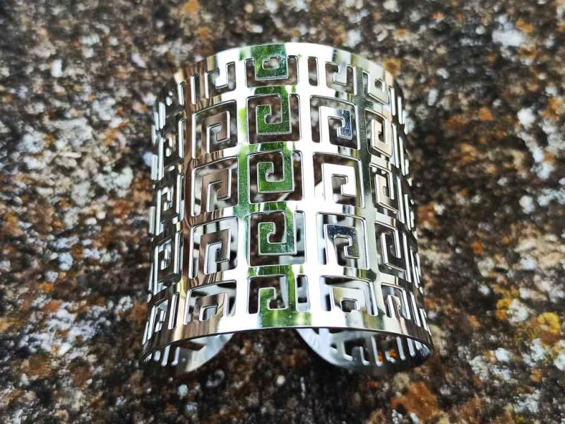 Keltenarmreif mit Spiralmuster