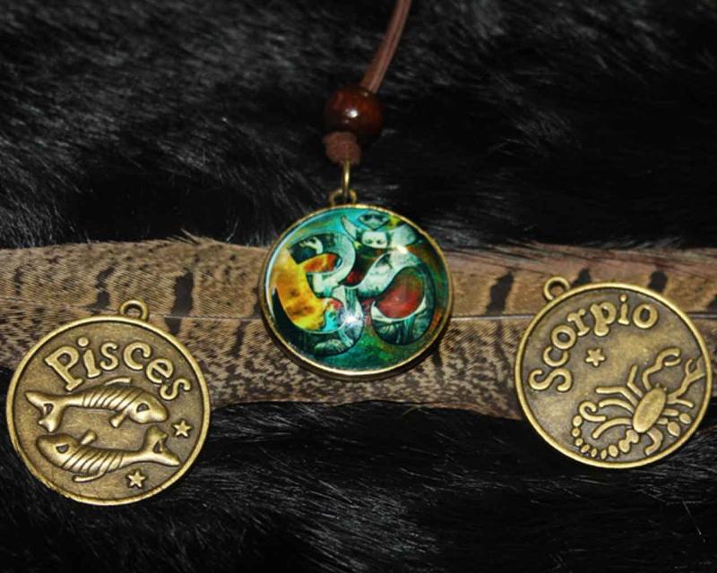 Aum mit Sternzeichen nach Wunsch