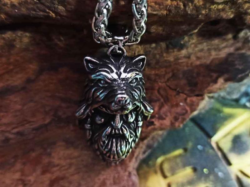 Berserker pendant