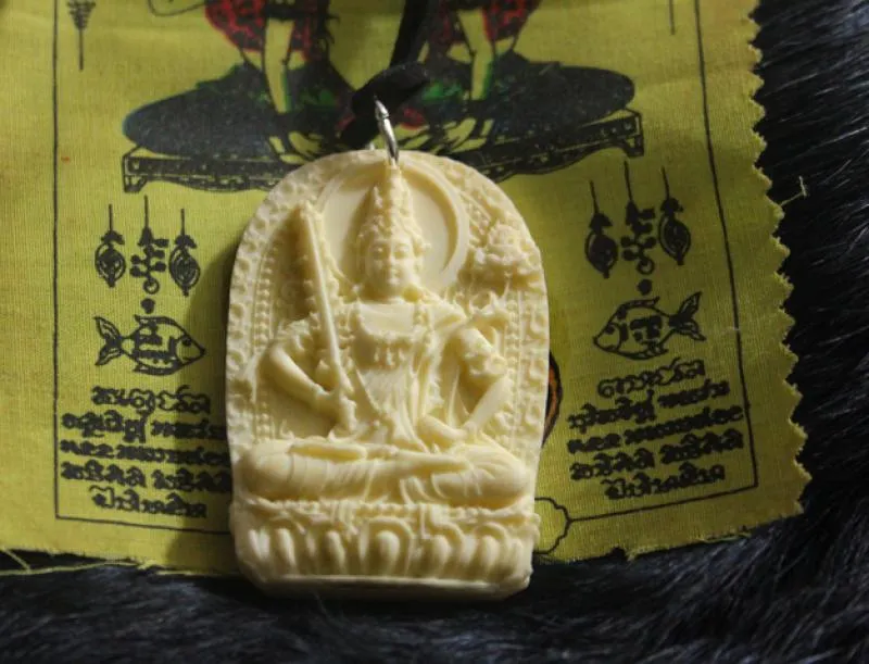 Bodhisattva 4 Knochenanhänger