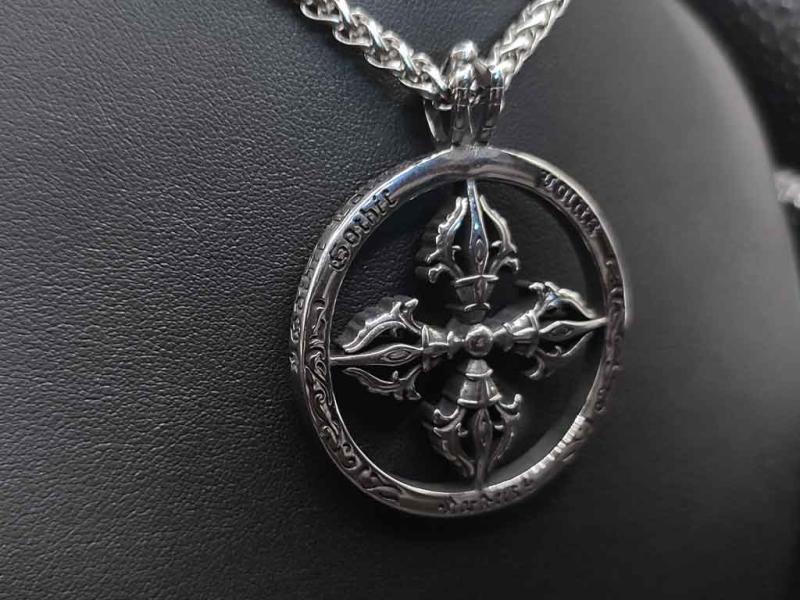 Buddhistischer Vajra-Edelstahlanhänger