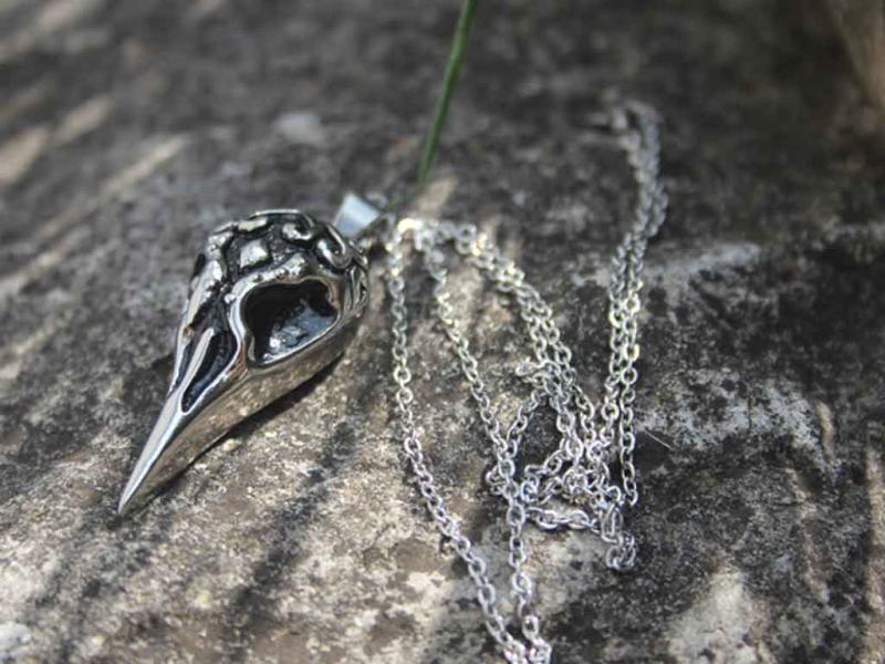 Edelstahl Rabenschädel