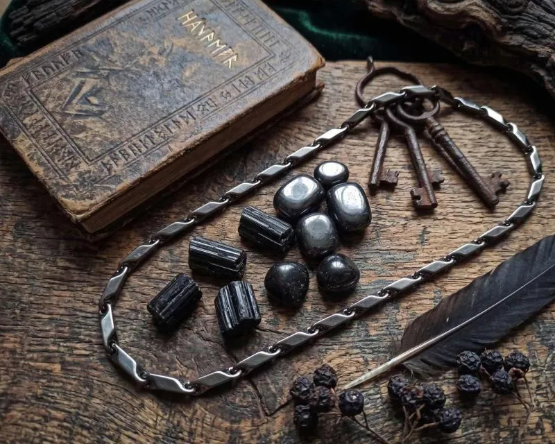 Noble link chain