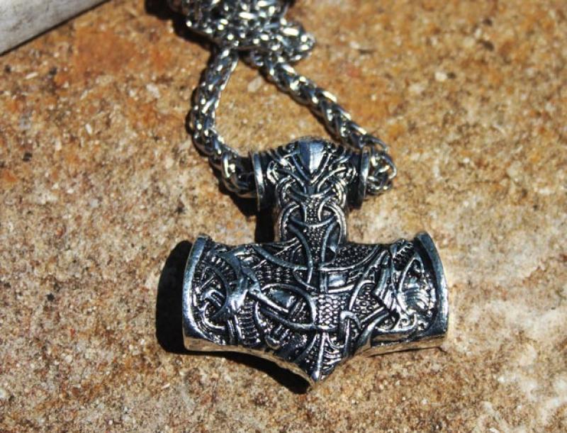 Thor Hammer Triquetra