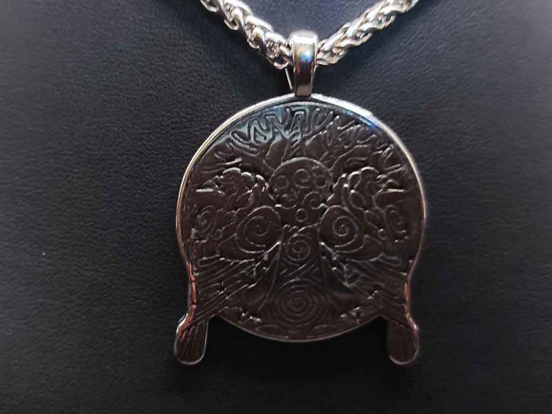 Hugin and Munin on the Tree of Life pendant