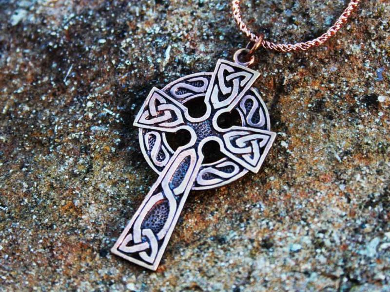 Large celtic cross