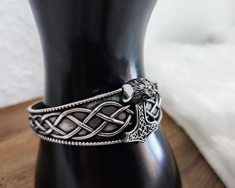 Edelstahl Armreif – Thorhammer mit Löwenkopf