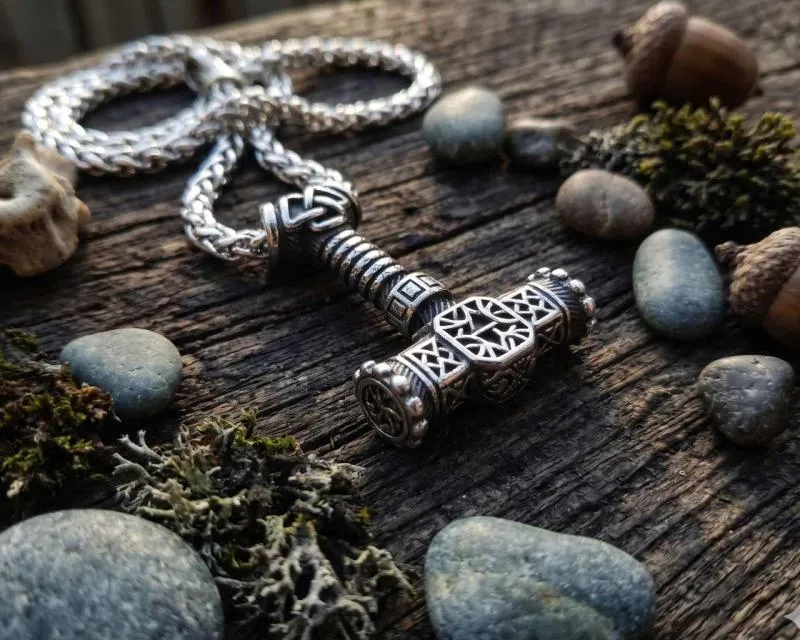 Edelstahl Mjölnir mit Wikingermuster und Valknut