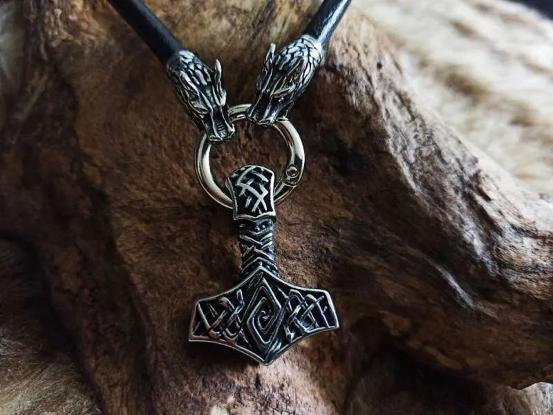 Stainless steel Thor's hammer on Wolf leather chain