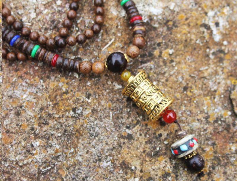 Tibetanische Halskette mit Gebetsmühle