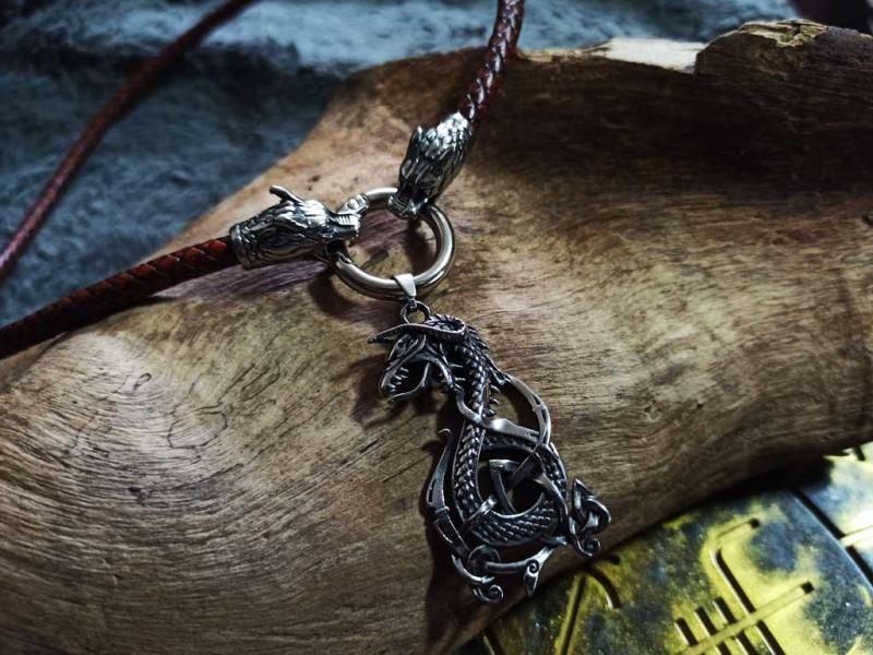 Midgard snake leather chain
