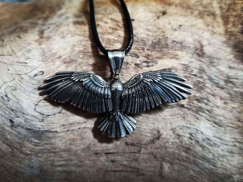 Edelstahl Rabe Hugin