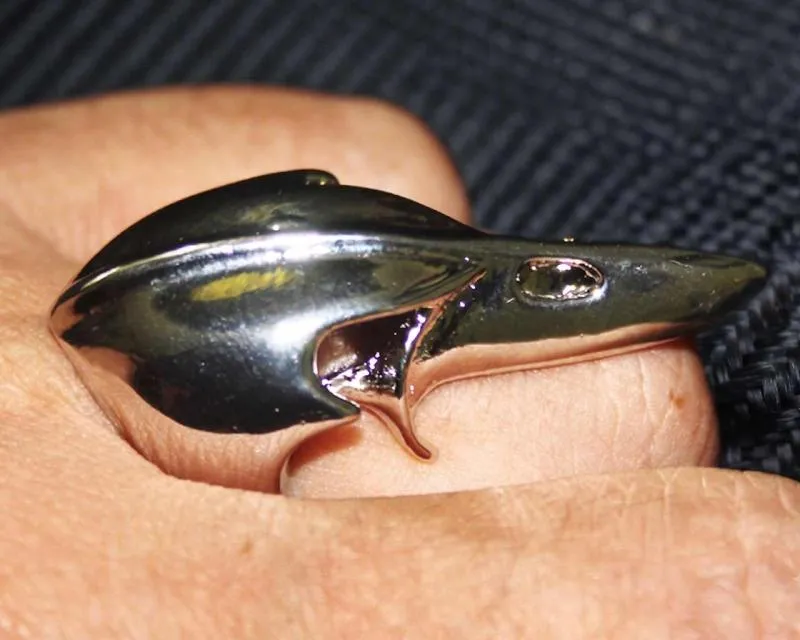 Large massive raven skull ring