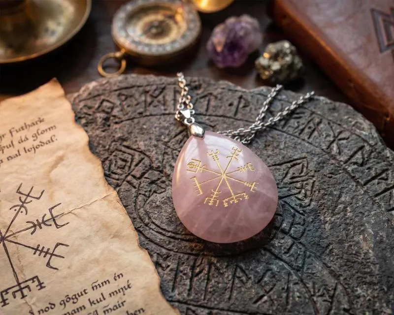 Rose Quartz - Vegvisir pendant