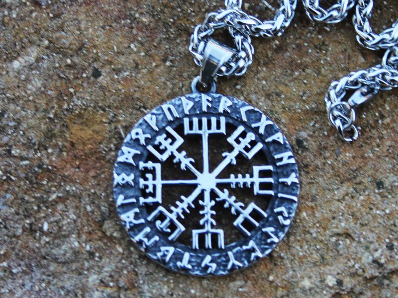 Runes vegvisir