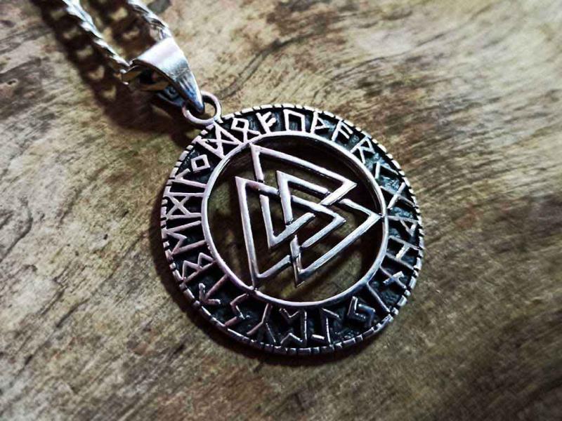 Valknut Odin's seal