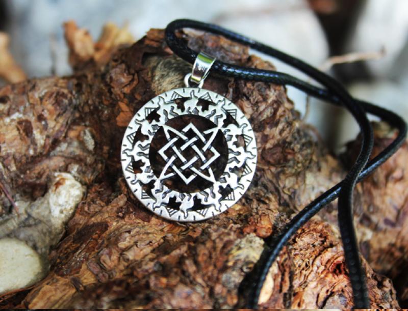 Star of Rus pendant