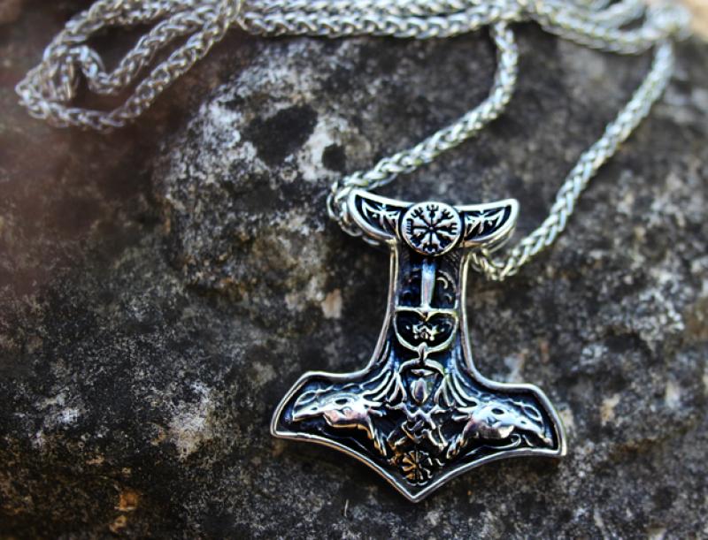 Edelstahl Thorhammer mit Raben und Vegvisir