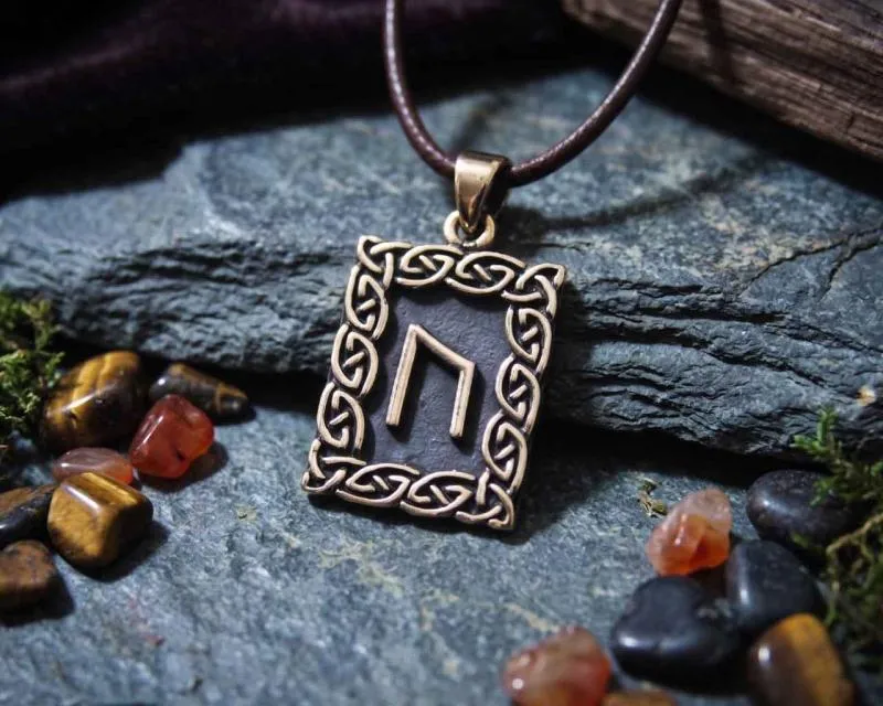 Rune Uruz old Futhark