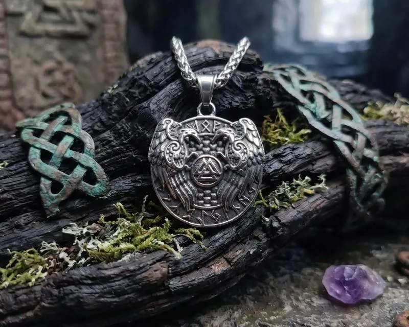 Viking raven pendant made of stainless steel