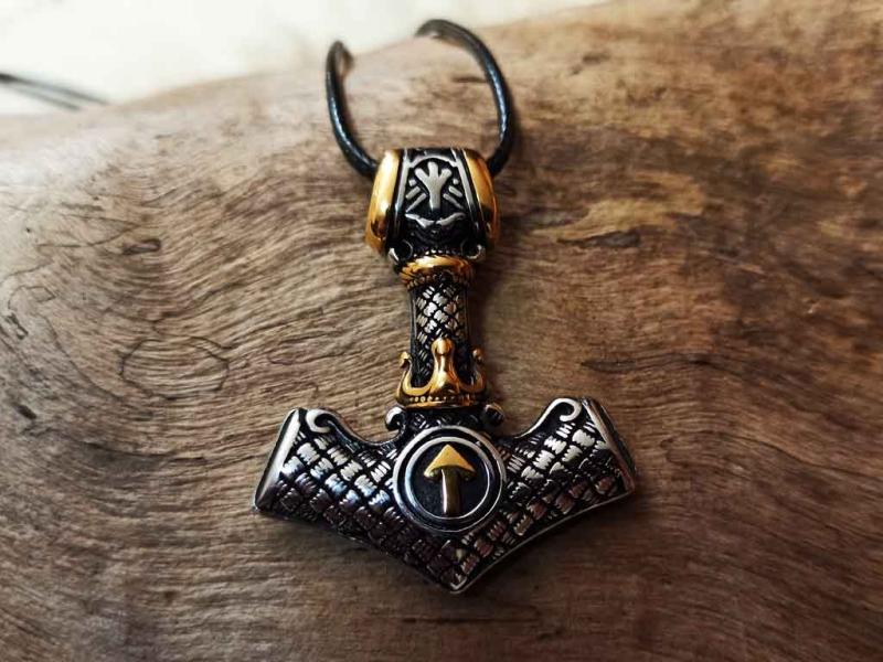 Rederike Wolf's chain of kings