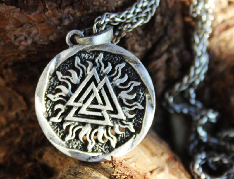 Valknut Flame Amulet