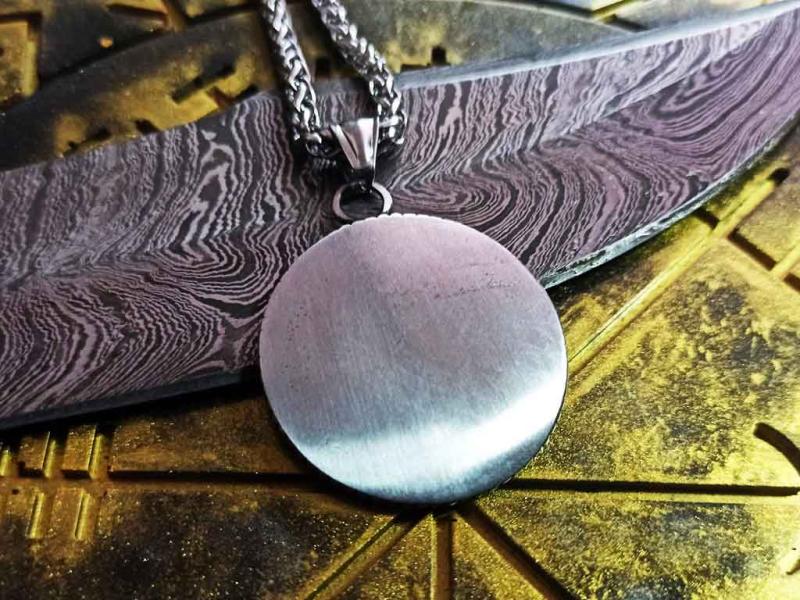 Rune circle with wolf head