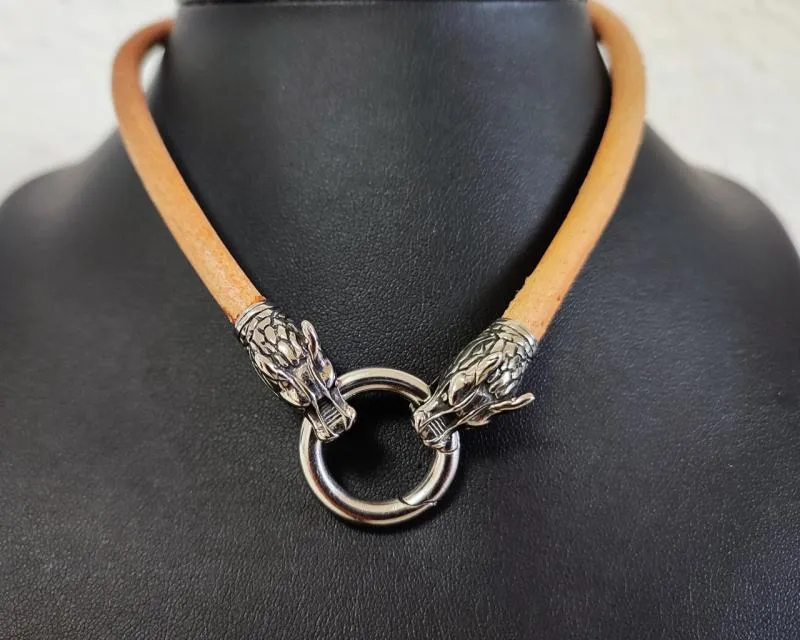 Natural Solid Leather Necklace with Wolf Heads – Earthy & Powerful Viking Style