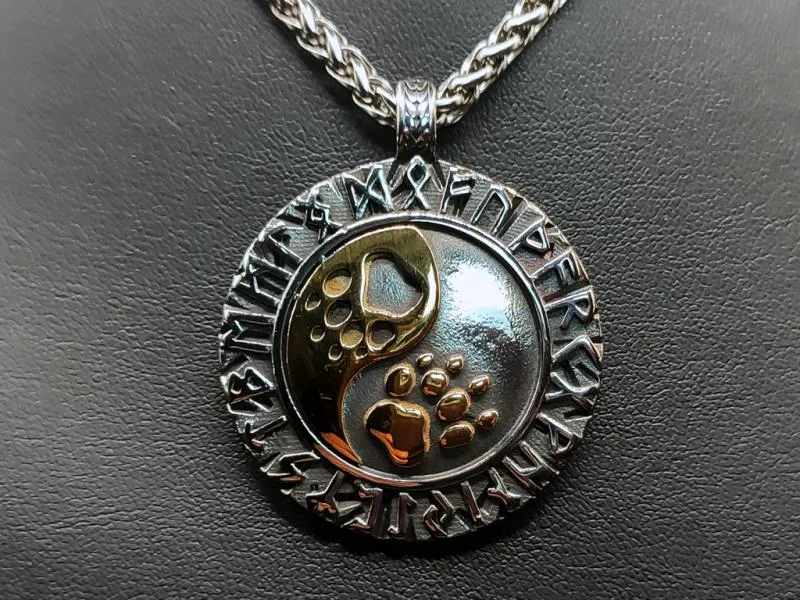 Yin-Yang Bärentatze Amulett
