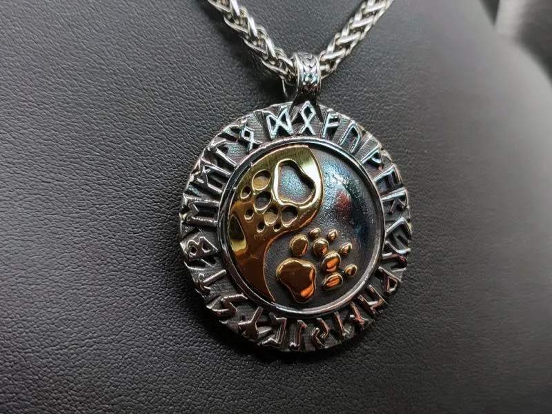 Yin-Yang Bärentatze Amulett