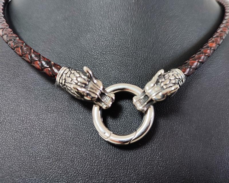 Dunkelbraune Lederkette mit Wolfsköpfen – Leder & Edelstahl, 50 cm x 6 mm