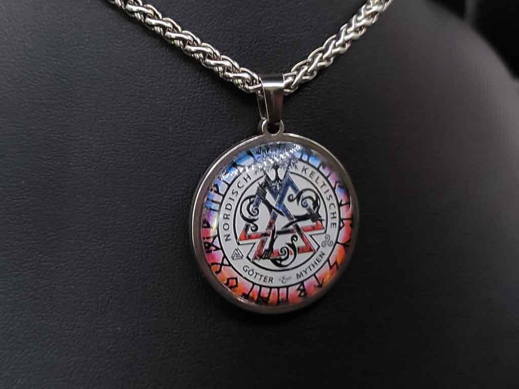 Das Amulett der Gemeinschaft farbig