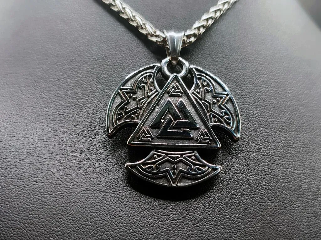 Valknut axe amulet made of stainless steel