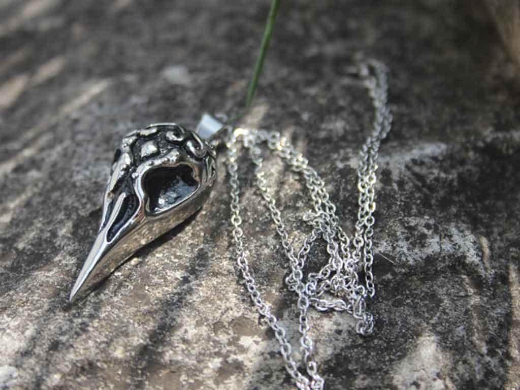 Edelstahl Rabenschädel