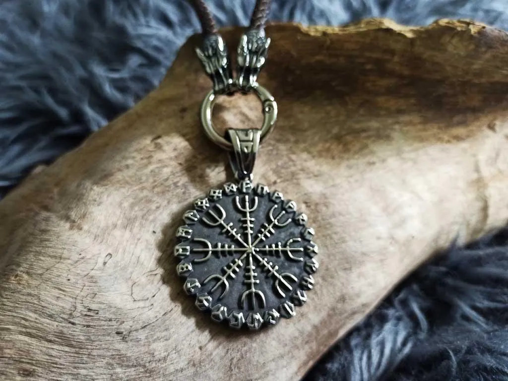 Wolf leather necklace with a Vegvisir / Aegishjalmur
