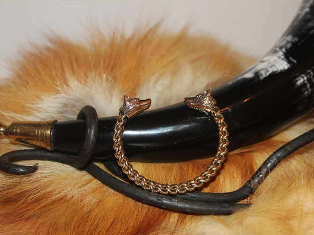 Ladies Bracelet Wolves Odins