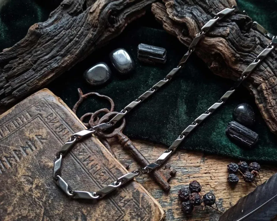 Noble link chain