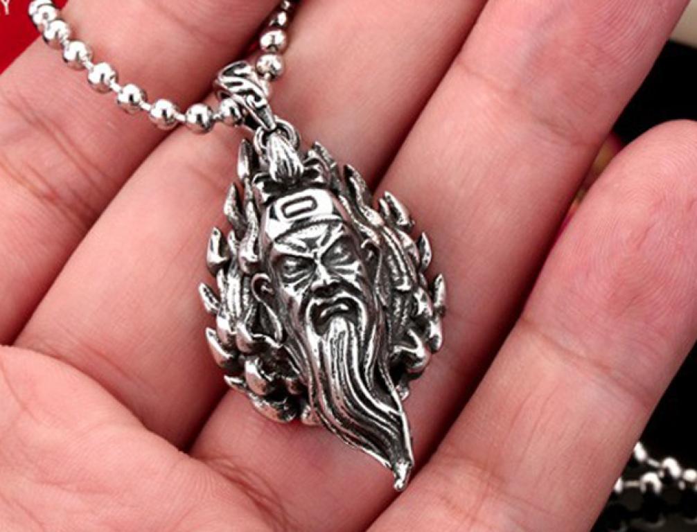 General Guan Yu head pendant