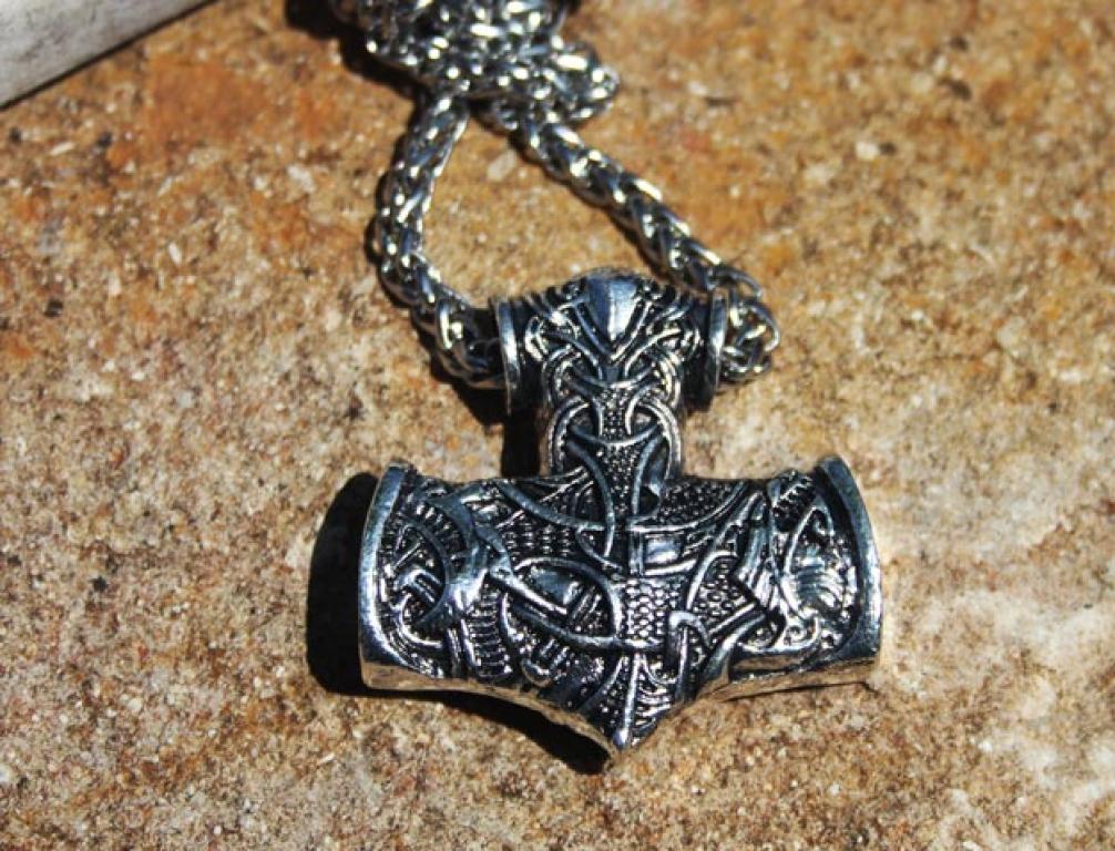 Thor Hammer Triquetra
