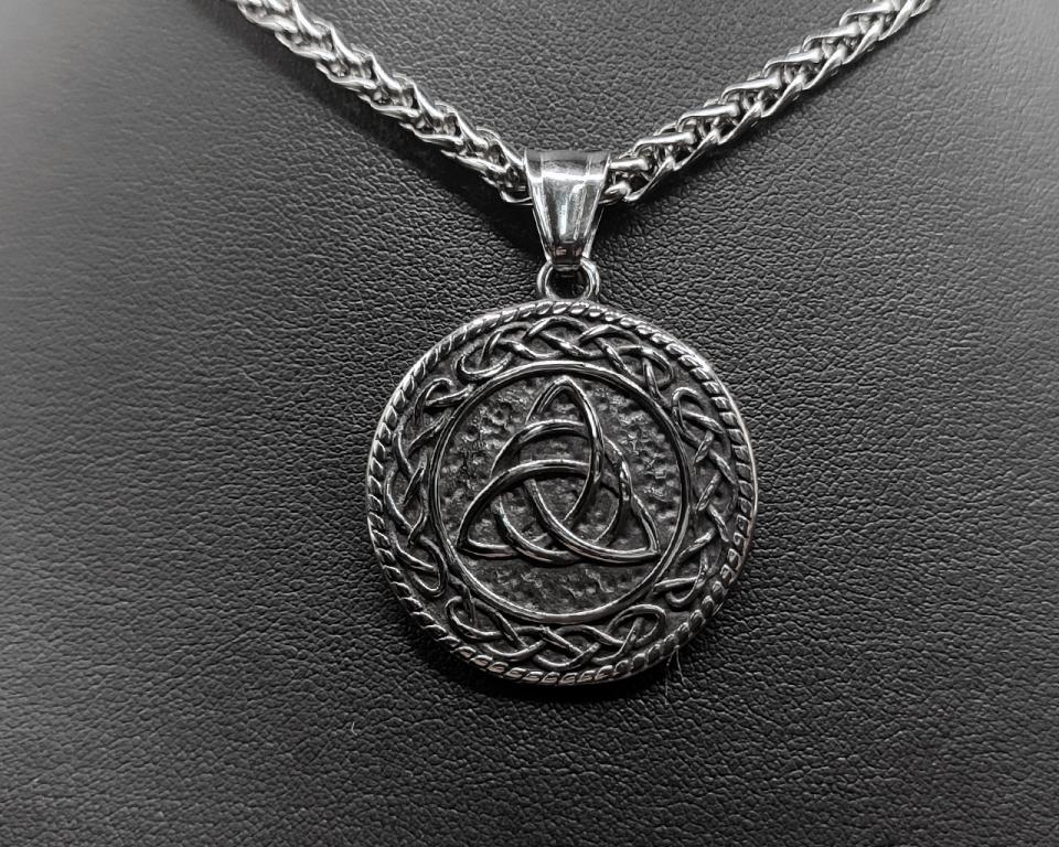 Schutzknoten im keltischen Stil