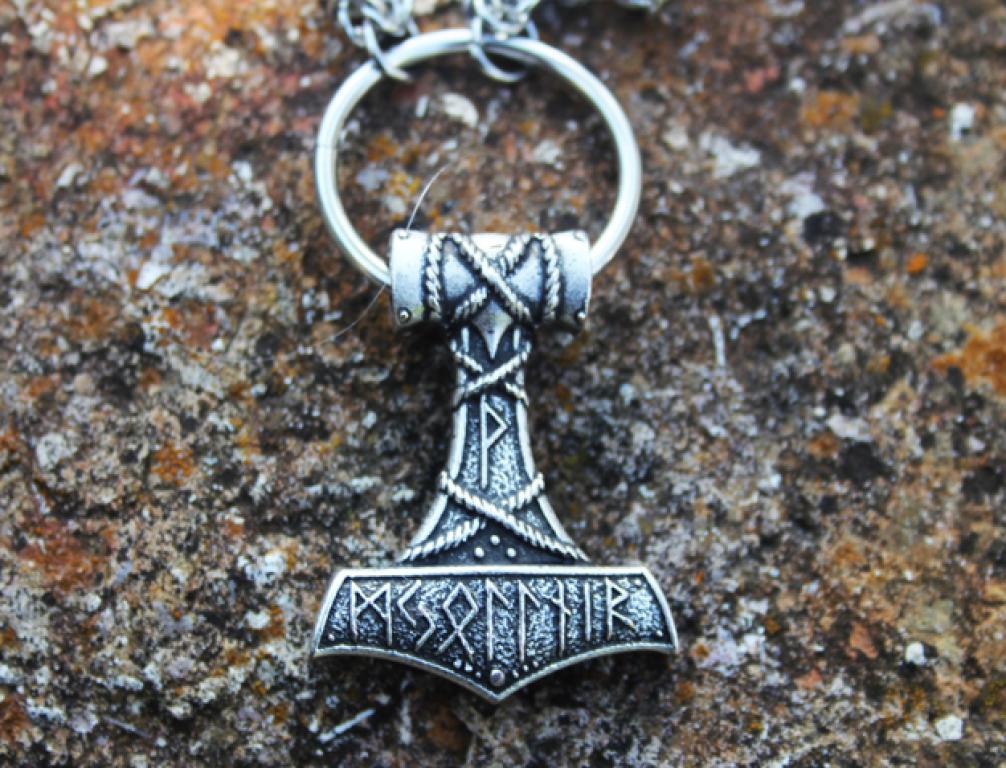 Thorhammer an handgearbeiteter 6mm Edelstahl Königskette