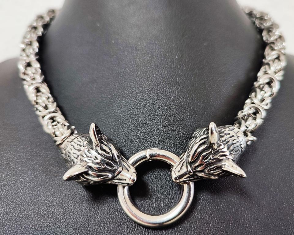 Byzantine stainless steel chain with imposing wolf heads