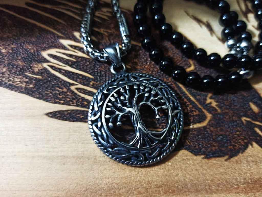 Tree of life on stainless steel - agate chain