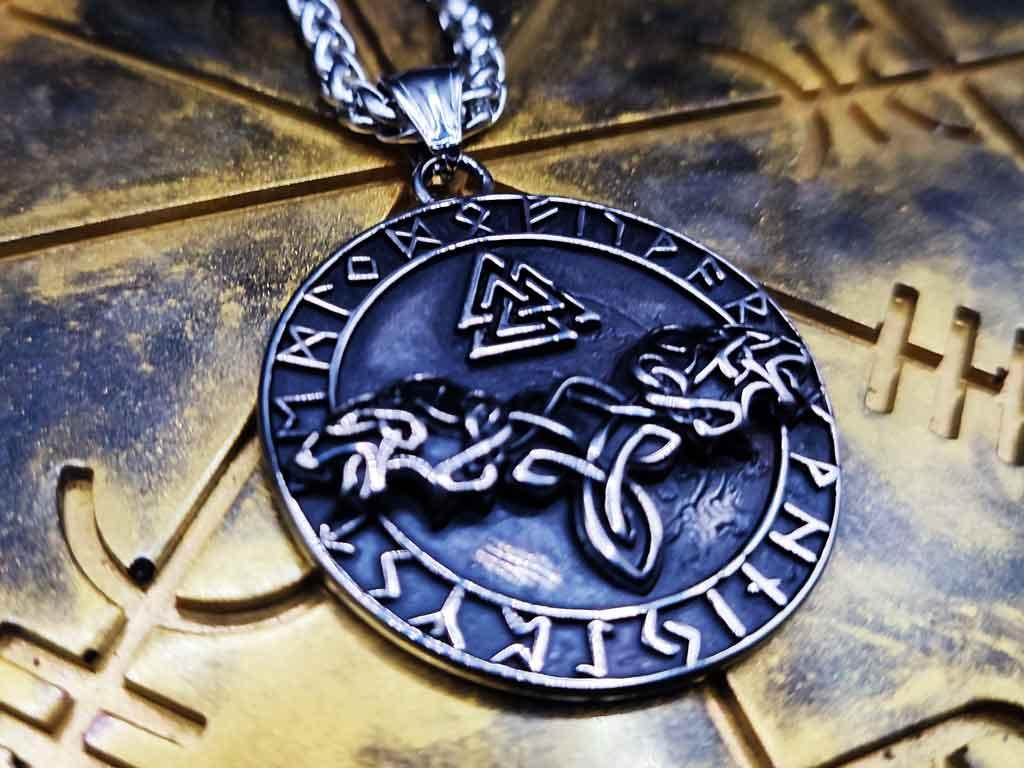 Geri and Freki in the rune circle