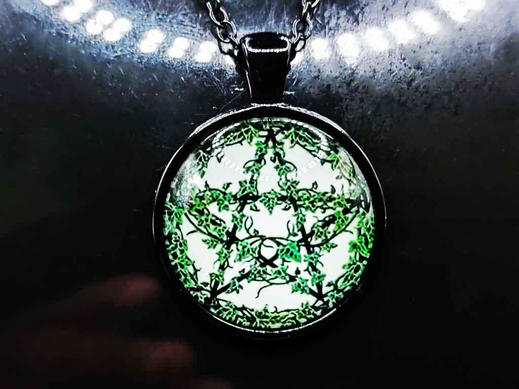 Small pentagram amulet