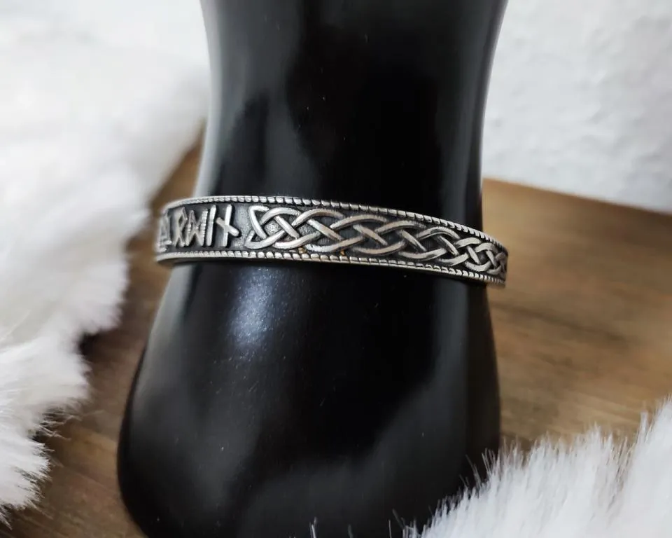 Valknut Armreif aus Edelstahl