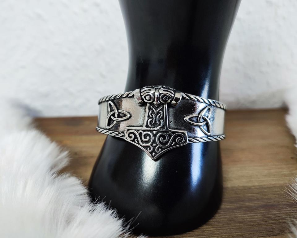 Thor's Hammer Viking Bangle